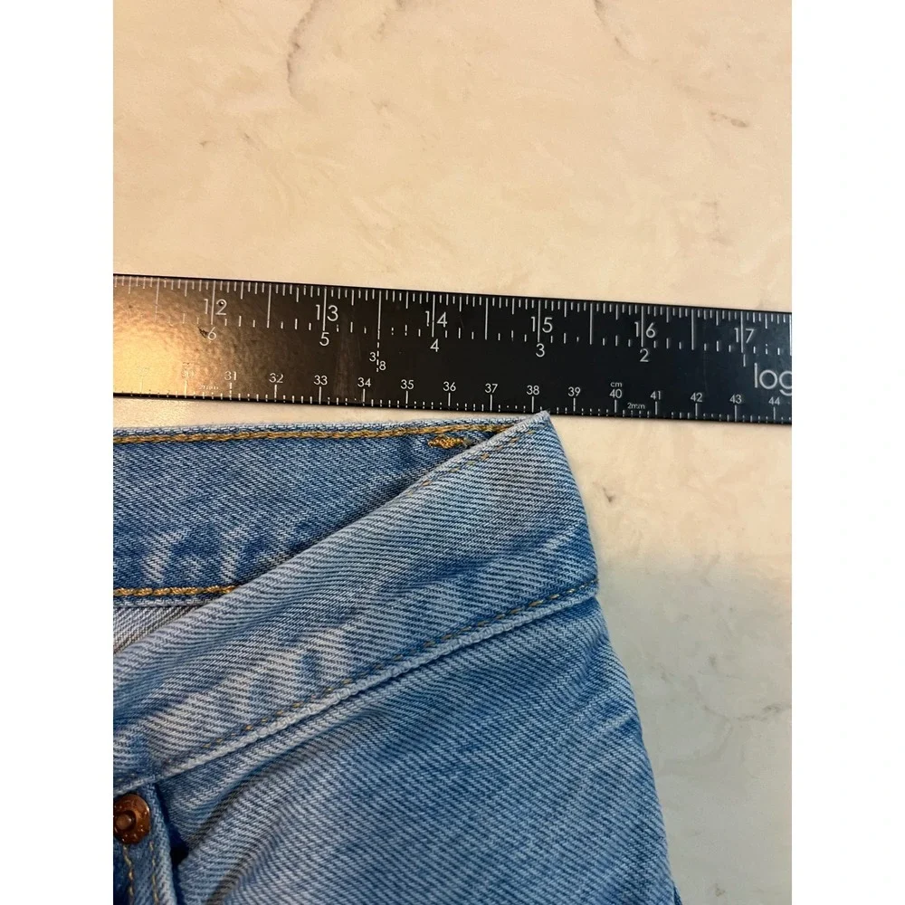 Levis Premium 501 Original Fit Light Wash Straight Leg Button Fly Jeans W29 L30